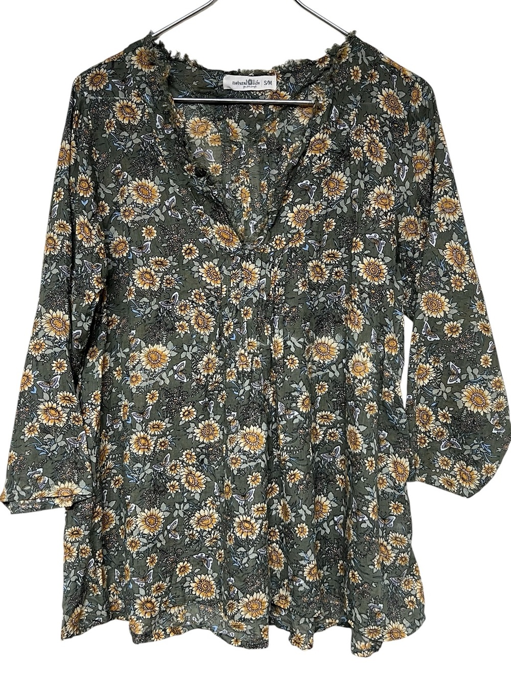 Natural Life green & yellow daisy butterfly 3/4 sleeve cotton v-neck boho blouse